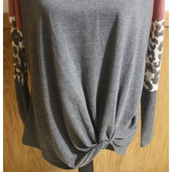 Maurices Tie Knot Front Leopard Print Sleeves Pullover LS Top Multi-color Blouse - Picture 3 of 9